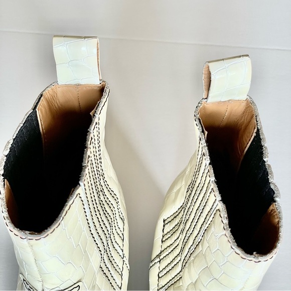 Ganni Callie Western Boots Ivory Cream White Croc Patent Leather Size 38 $475 - Picture 14 of 15